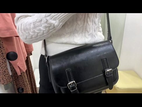 ❤️ Publiczna masturbacja młodej suki FeralBerry z dildo w przymierzalni ❤️  Sex at porn pl.pornburst.ru ❌